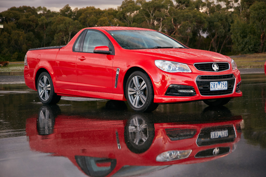 Holden VF Commodore SV6 Ute First Drive Review | Practical Motoring