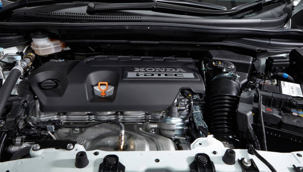 Honda дизель. Honda CR-V 2.2 Diesel мотор. Honda CR-V 2011 год 2.2 110 кв ИТС клапаны EGR. Двигатель CR V 2.2 дизель. Honda CRV дизель.