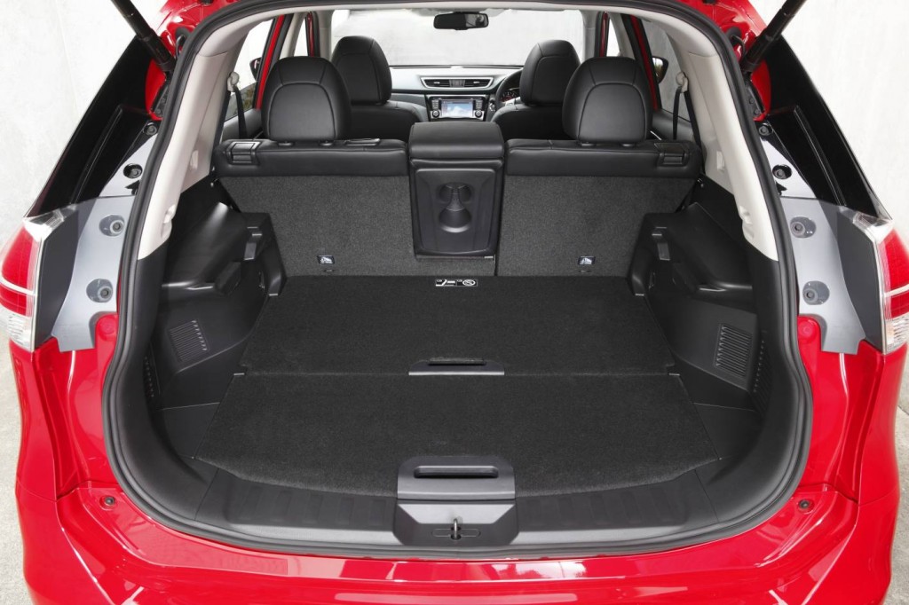 Nissan x-trail luggage capacity litres #5
