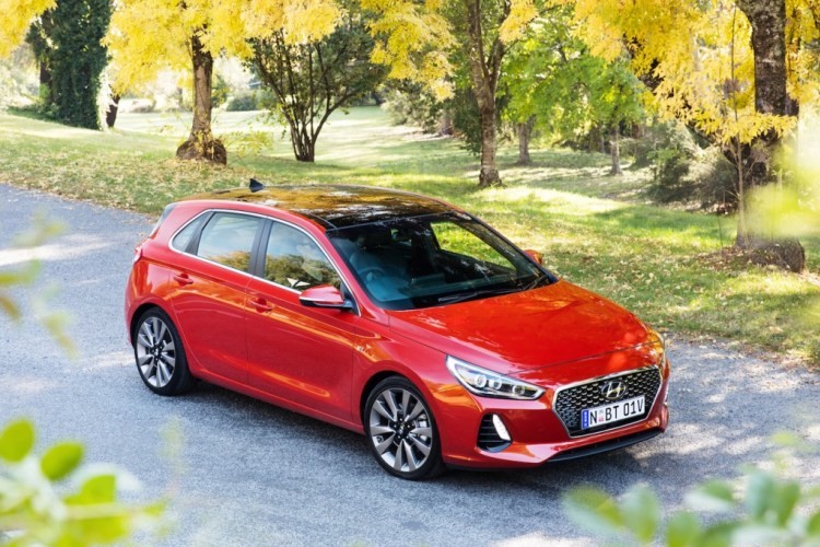 Hyundai I30 SR Premium Vs Honda Civic Hatch RS Which Is Best 